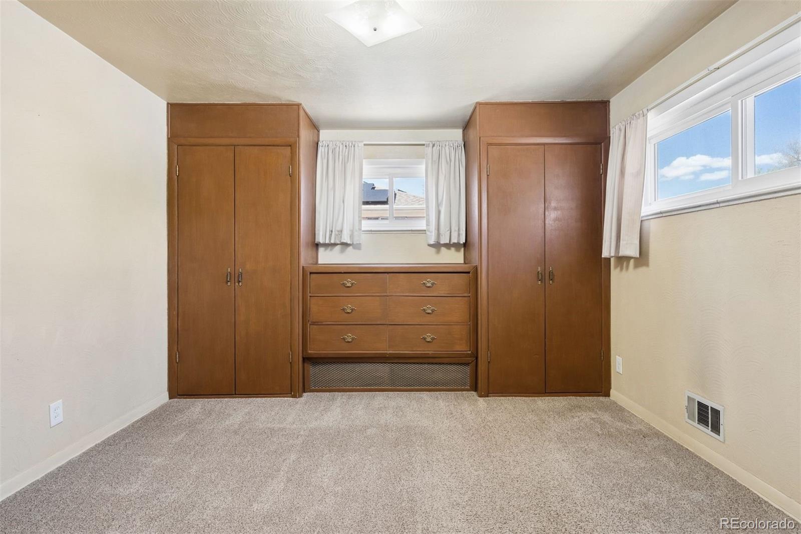 7031 Ruth Way Denver, CO 80221 - Photo 14 of 29