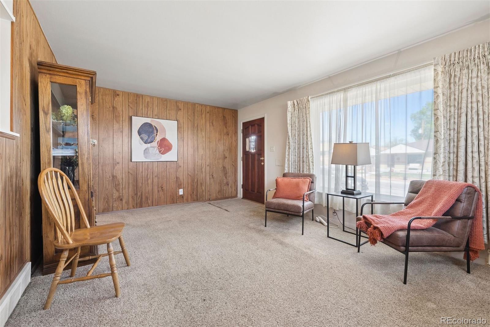 7031 Ruth Way Denver, CO 80221 - Photo 5 of 29