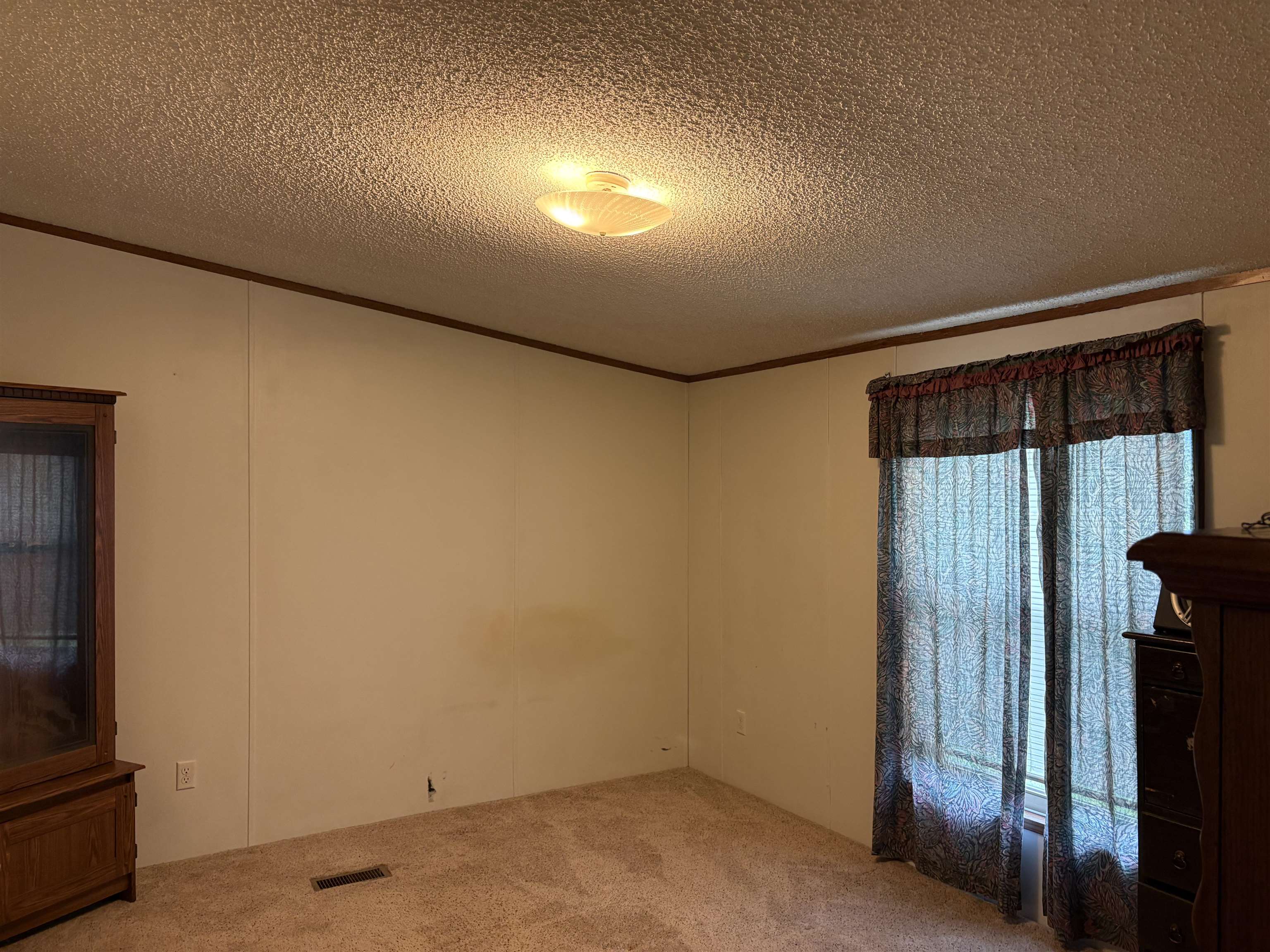 10505 South Hemlock Road Brant, MI 48614 - Photo 12 of 21 50183243-8ee5dfd1-9e1c-4970-a174-70a3ef18e76e.JPG