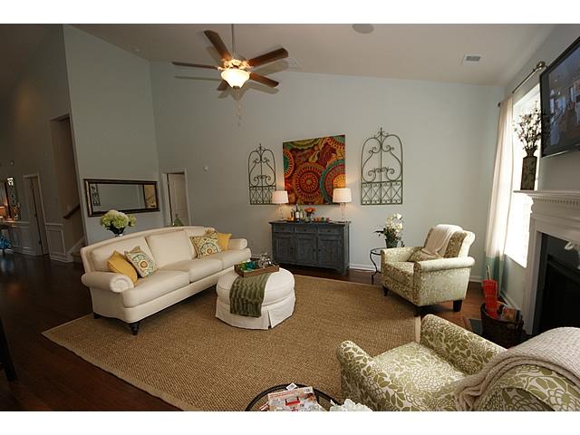 233 Spectrum Road Summerville, SC 29486 - Photo 15 of 26 06
