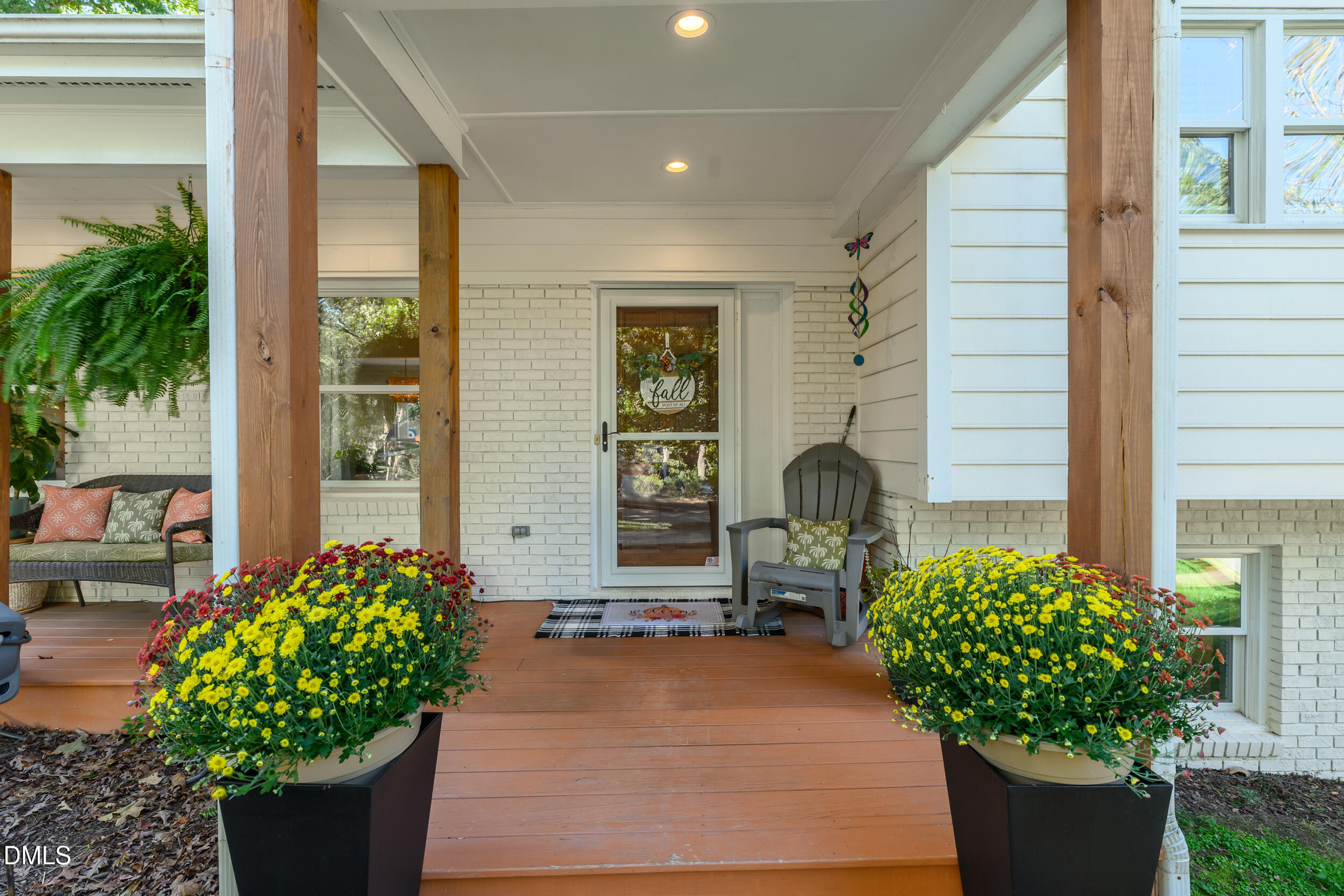 5505 Knollwood Road Raleigh, NC 27609 - Photo 6 of 41 Welcome Home!