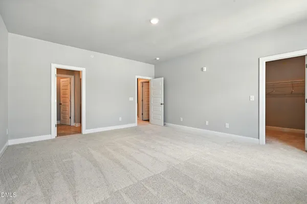 $500,000 | 1242 Coach Sta Alley, Unit 201, Raleigh, NC 27601
