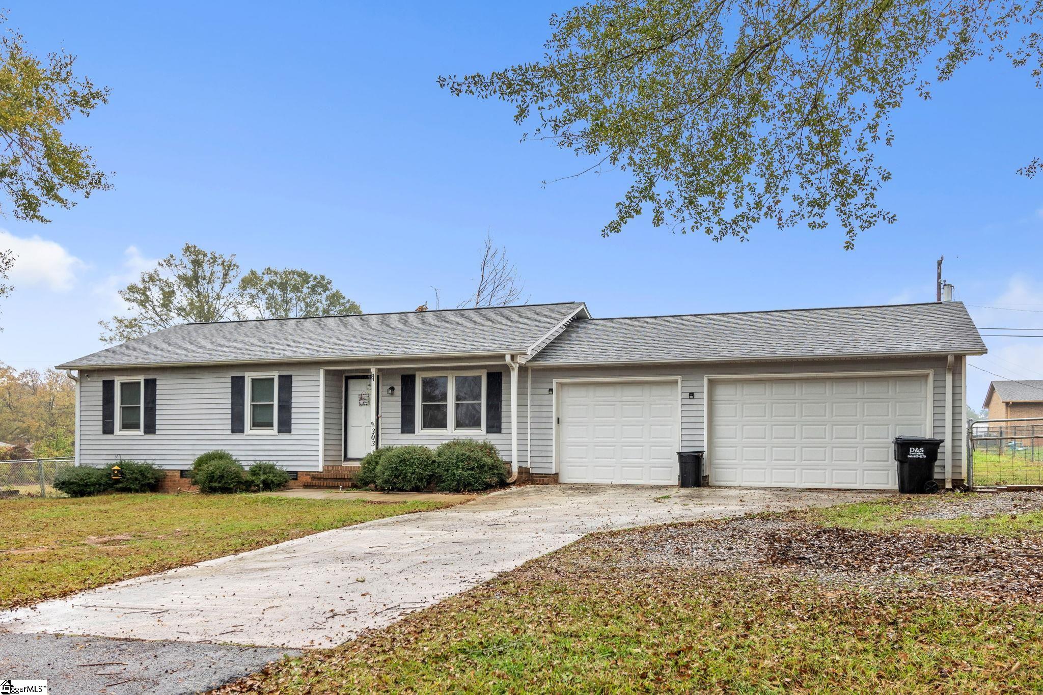 303 Kingsboro Road Anderson, SC 29626 - Photo 1 of 18 Gallery Image 1