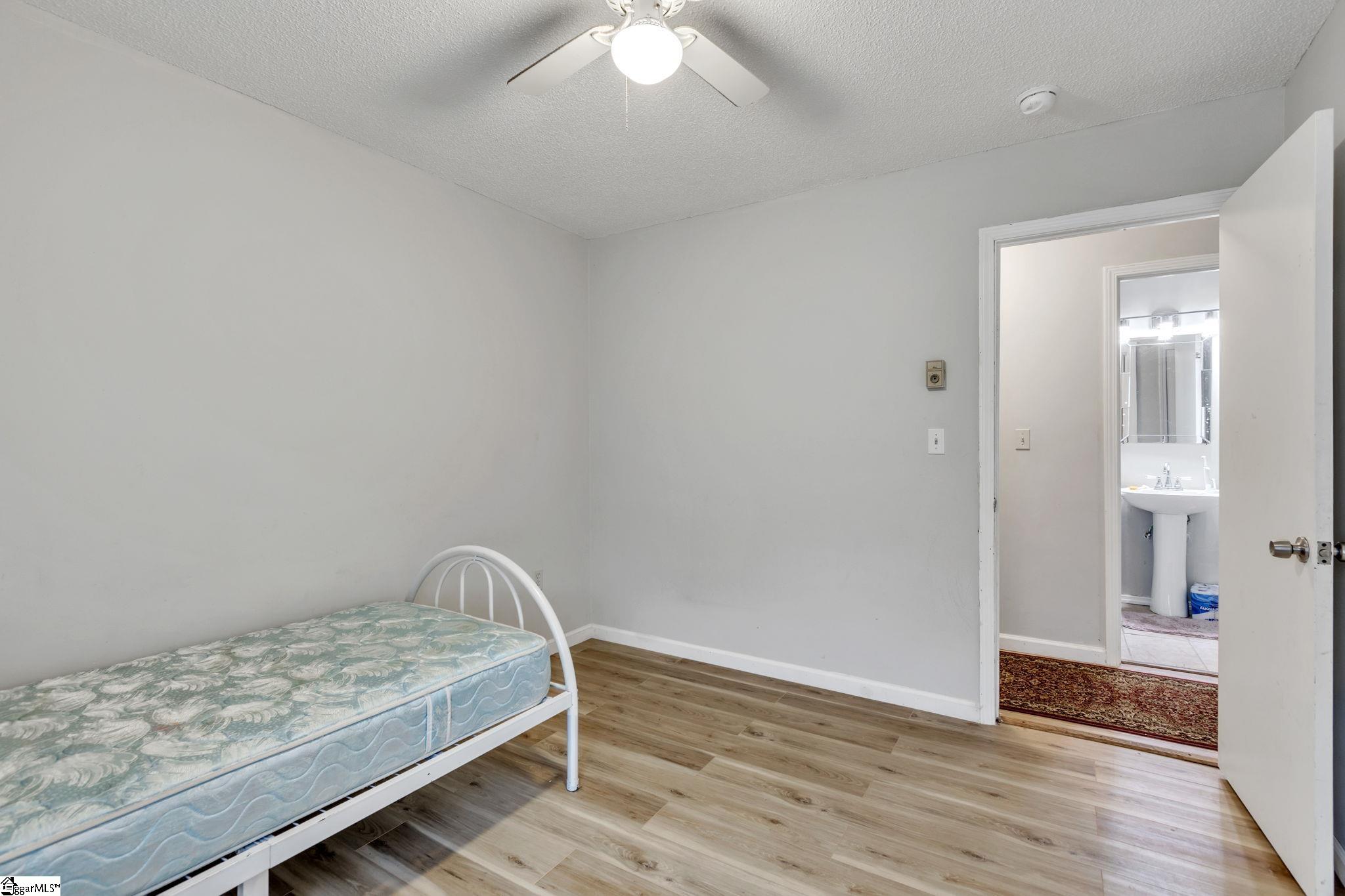 303 Kingsboro Road Anderson, SC 29626 - Photo 16 of 18 Gallery Image 16