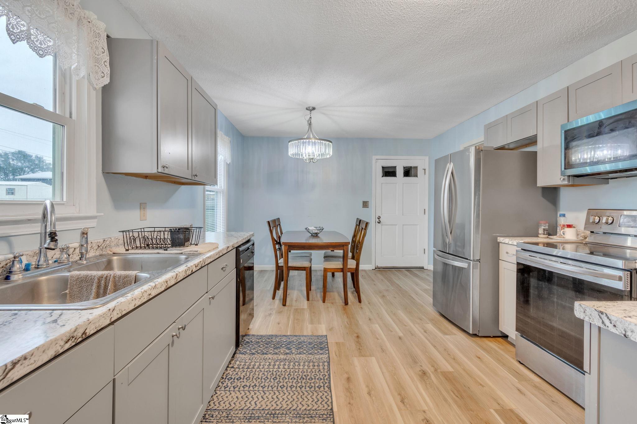 303 Kingsboro Road Anderson, SC 29626 - Photo 9 of 18 Gallery Image 9