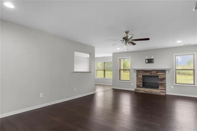 $1,895 | 74 Gray Field Court, Jefferson, GA 30549