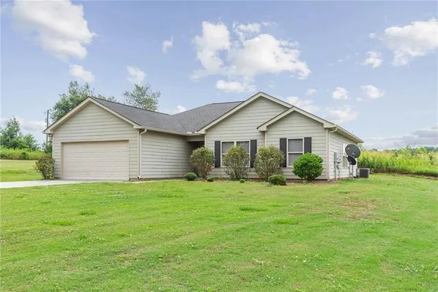 $1,895 | 74 Gray Field Court, Jefferson, GA 30549