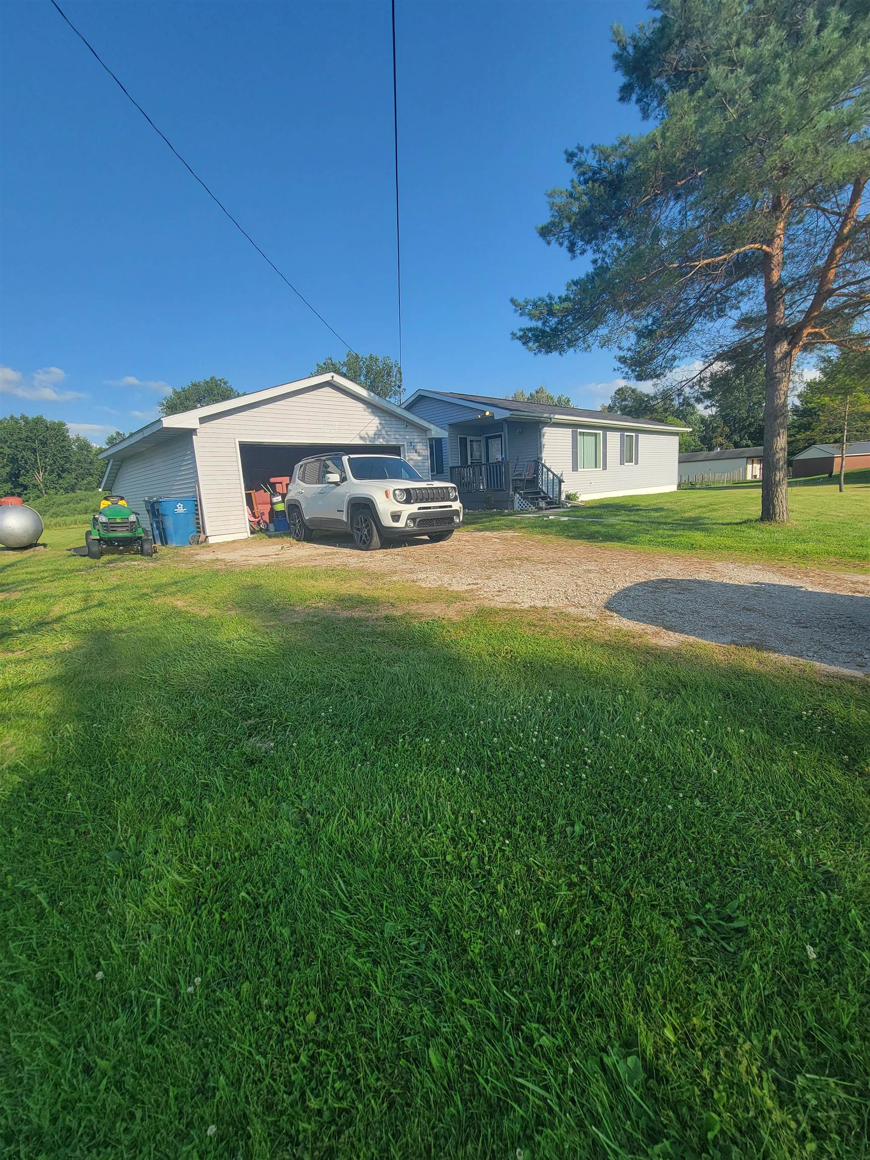 5186 North Stark Road Hope, MI 48628 - Photo 1 of 32