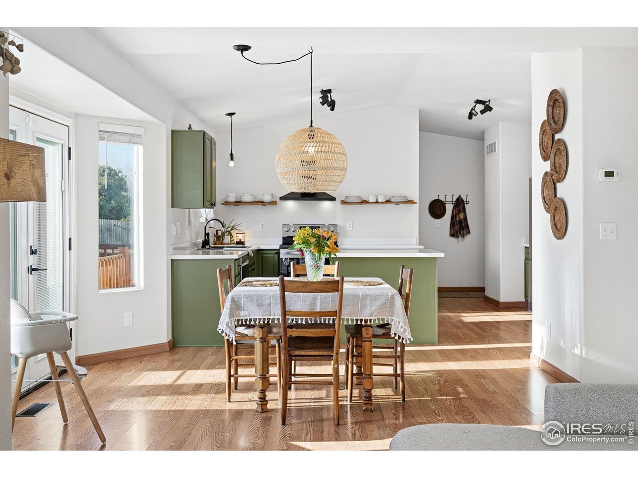 1273 Trail Ridge Road Longmont, CO 80504 - Photo 14 of 44