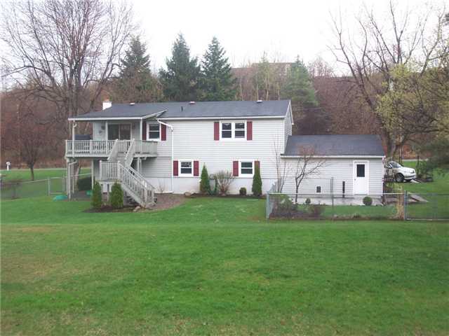 693 Yellow Mills Road Macedon, NY 14522 - Photo 3 of 16 Exterior Back