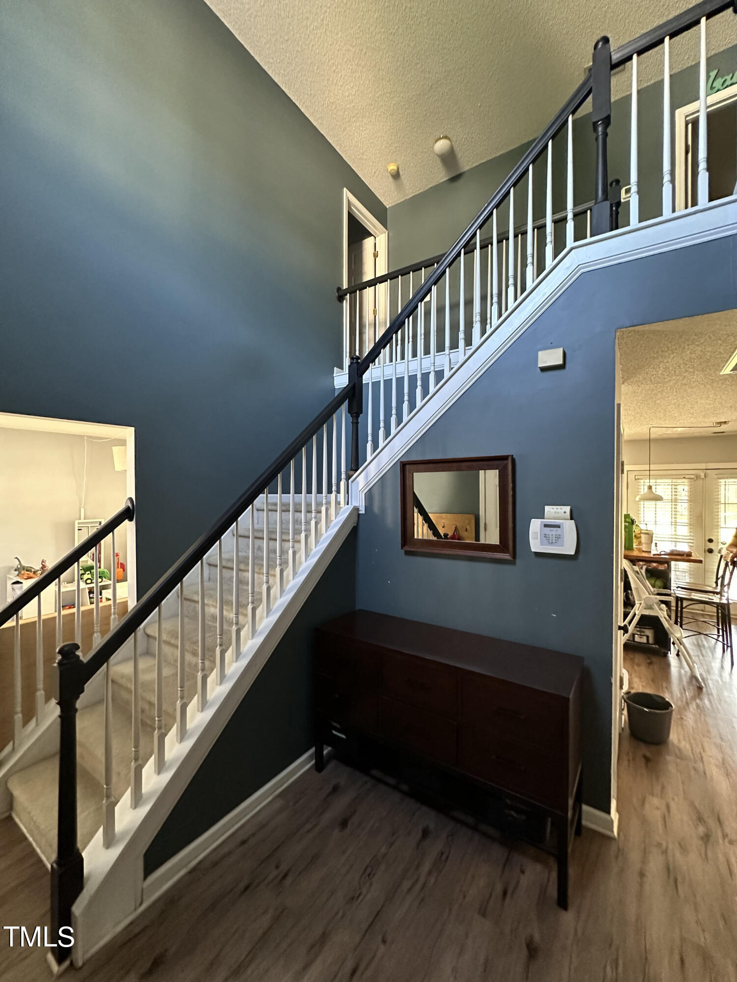 3132 Marshlane Way Raleigh, NC 27610 - Photo 4 of 32 IMG_3993