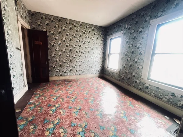 $279,000 | 157-159 Lebanon Street, Springfield, MA 01109