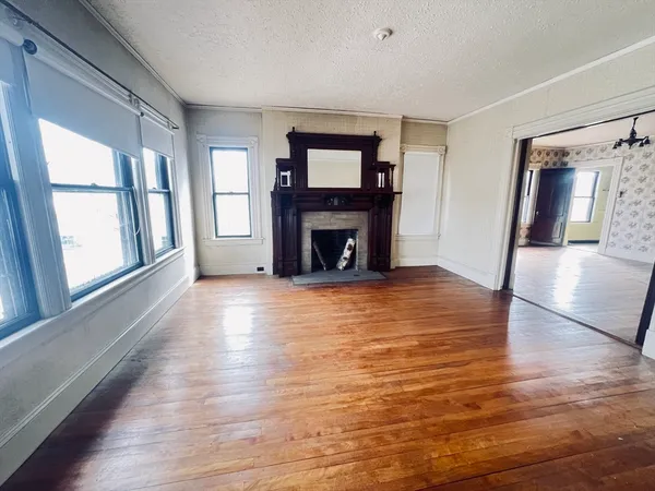 $279,000 | 157-159 Lebanon Street, Springfield, MA 01109