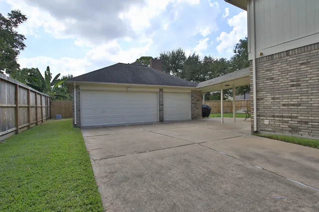 $439,000 | 14827 Atterbury Drive, Sugar Land, TX 77498