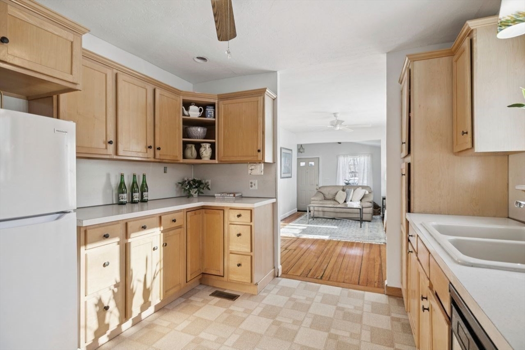 21 Jenkins Place Scituate, MA 02066 - Photo 13 of 26