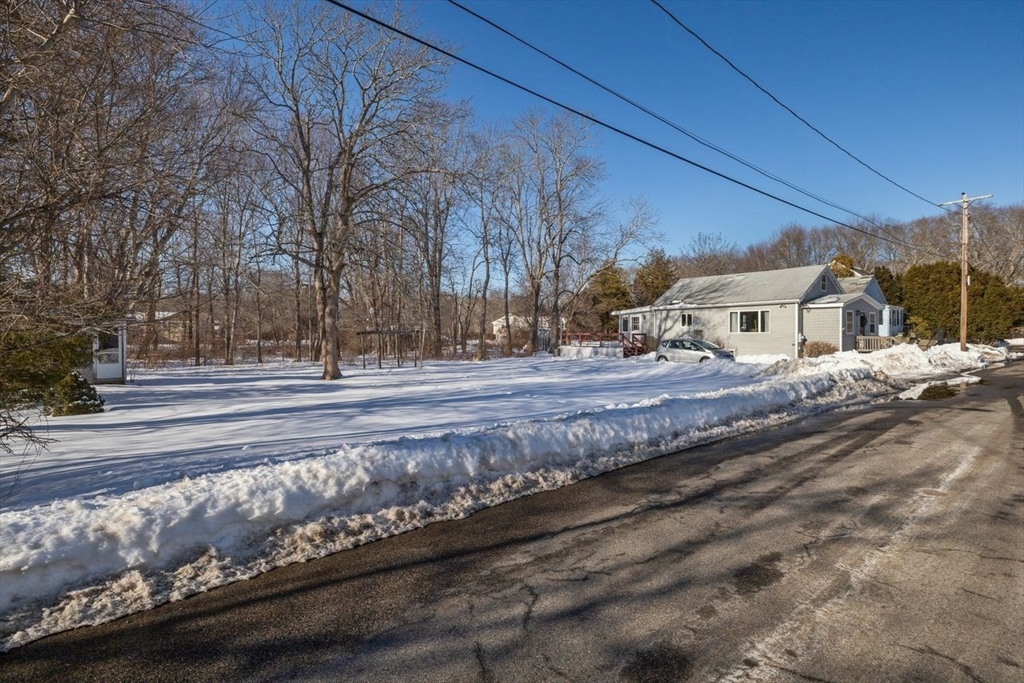 21 Jenkins Place Scituate, MA 02066 - Photo 2 of 26