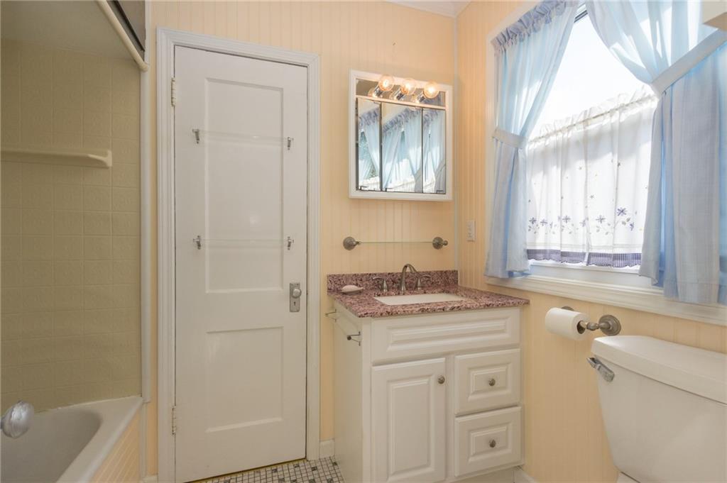 2032 Mercer Road New Brighton, PA 15066 - Photo 12 of 21 Gallery Image 12