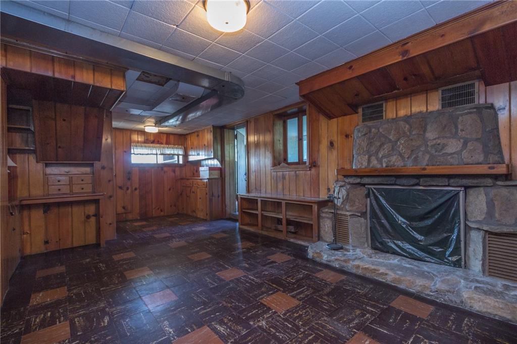 2032 Mercer Road New Brighton, PA 15066 - Photo 17 of 21 Gallery Image 17