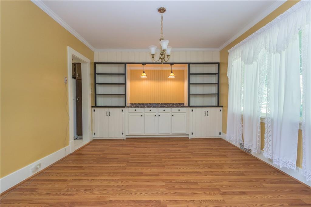 2032 Mercer Road New Brighton, PA 15066 - Photo 6 of 21 Gallery Image 6
