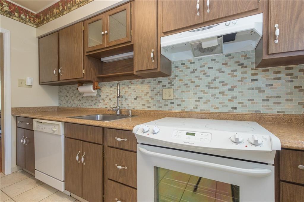 2032 Mercer Road New Brighton, PA 15066 - Photo 9 of 21 Gallery Image 9
