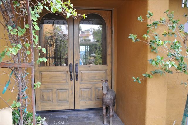 a view of a entryway