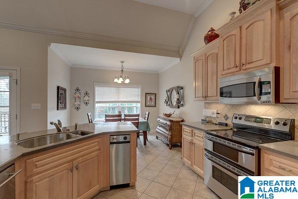 817 Brookline Road Gardendale, AL 35071 - Photo 12 of 37