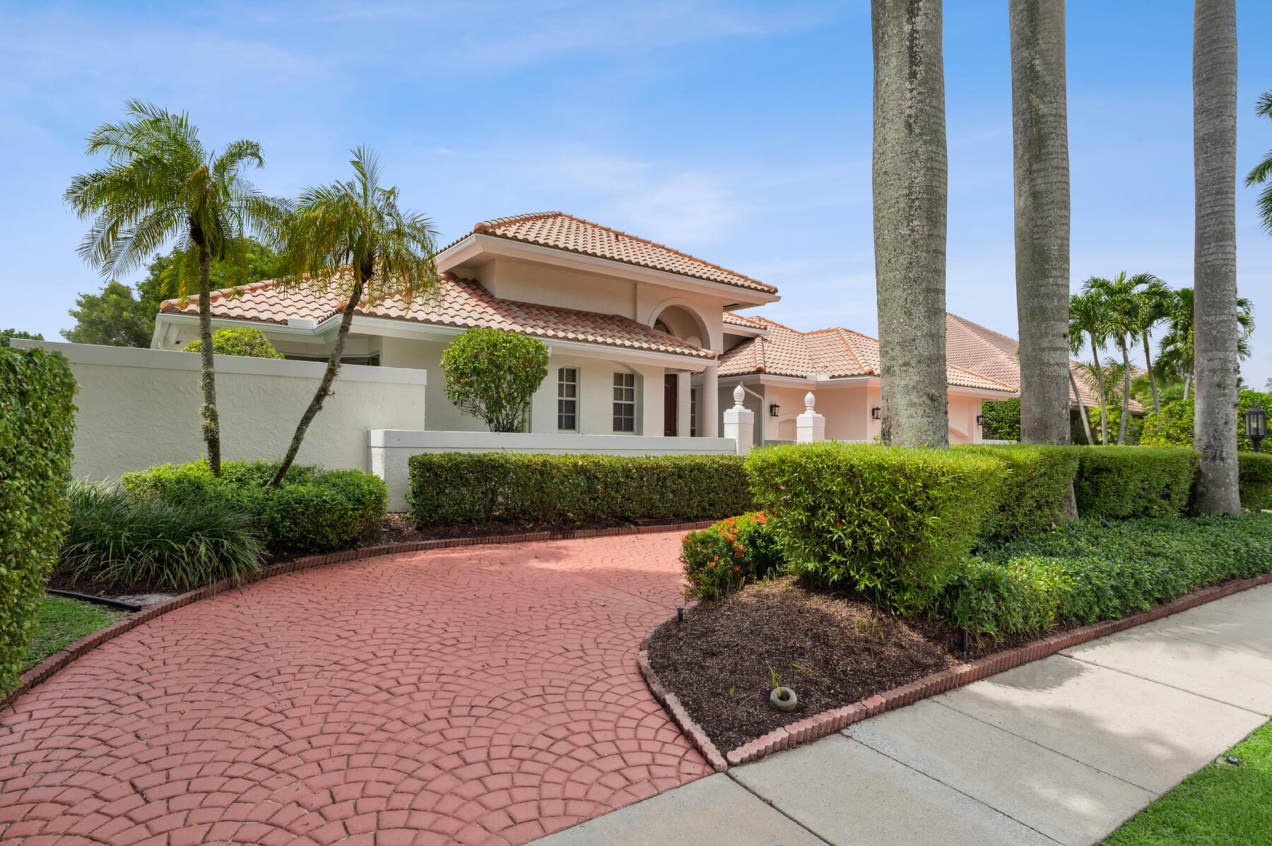 10403 Stonebridge Boulevard Boca Raton, FL 33498 - Photo 3 of 51 Exterior Front