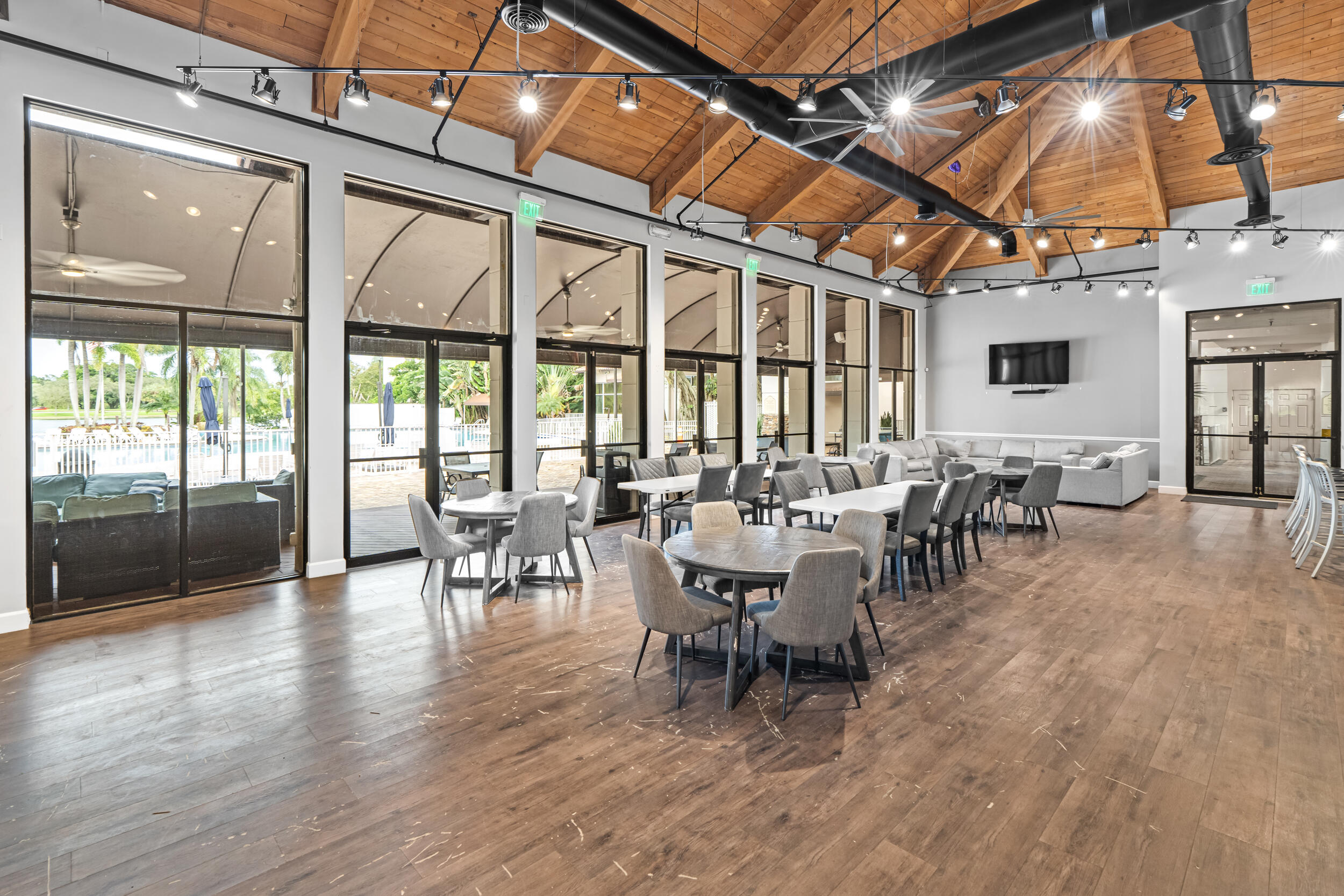 11035 Baybreeze Way Boca Raton, FL 33428 - Photo 59 of 78 70_mission-bay7