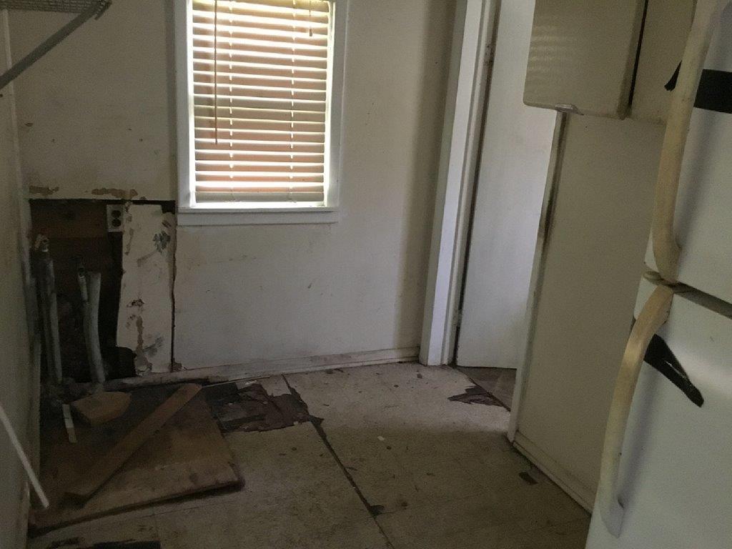6714 Cate Road Knoxville, TN 37931 - Photo 6 of 13 Photo Aug 28, 10 37 17 AM