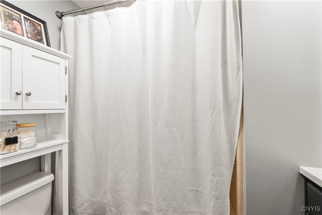 3229 Gardner Road Onondaga, NY 13215 - Photo 22 of 47 Primary bathroom