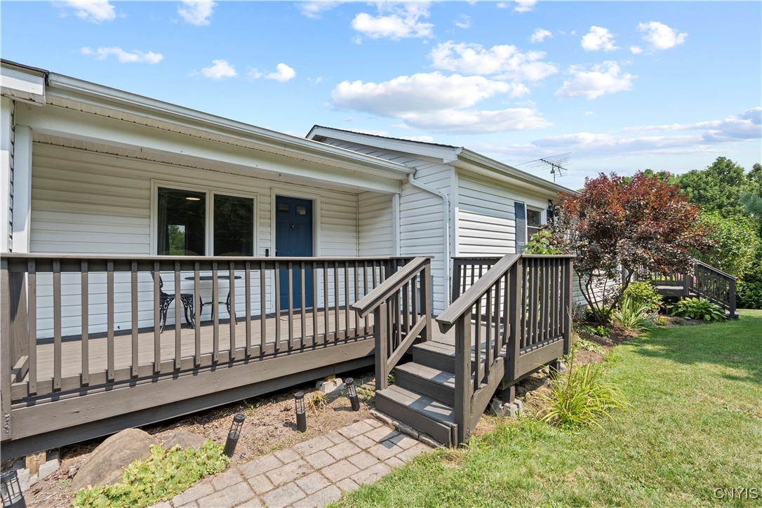 3229 Gardner Road Onondaga, NY 13215 - Photo 3 of 47