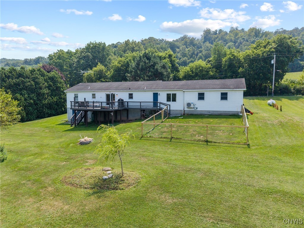 3229 Gardner Road Onondaga, NY 13215 - Photo 39 of 47 Rear house view with dog run