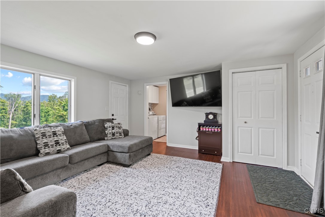 3229 Gardner Road Onondaga, NY 13215 - Photo 8 of 47