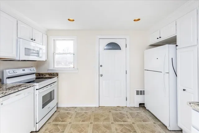 $349,000 | 8 Pine Street, Unit 1, Peabody, MA 01960