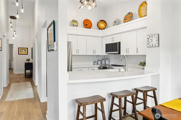 $549,999 | 210 Mountain Park Boulevard Southwest, Unit F303, Issaquah, WA 98027