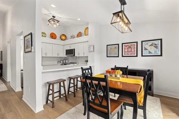 $549,999 | 210 Mountain Park Boulevard Southwest, Unit F303, Issaquah, WA 98027