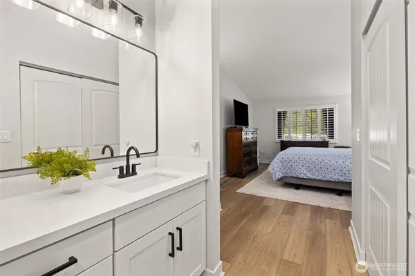 $549,999 | 210 Mountain Park Boulevard Southwest, Unit F303, Issaquah, WA 98027