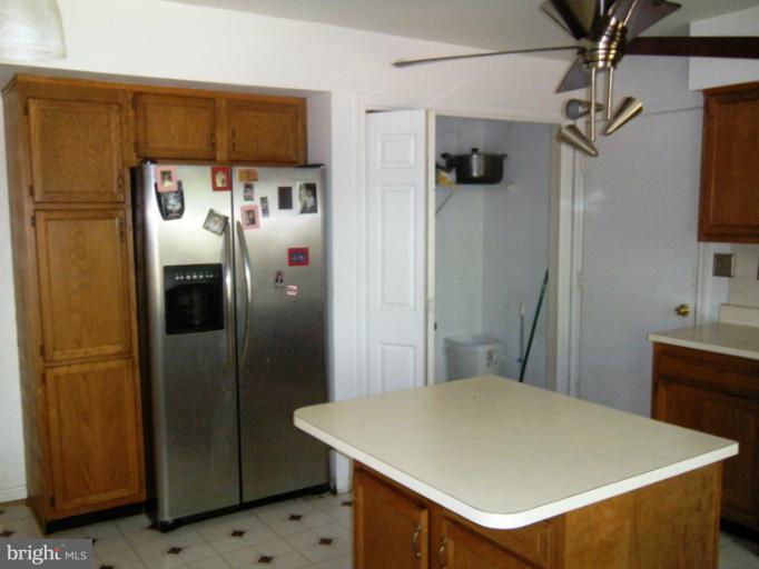 11808 Parallel Road Bowie, MD 20720 - Photo 6 of 15 Kitchen