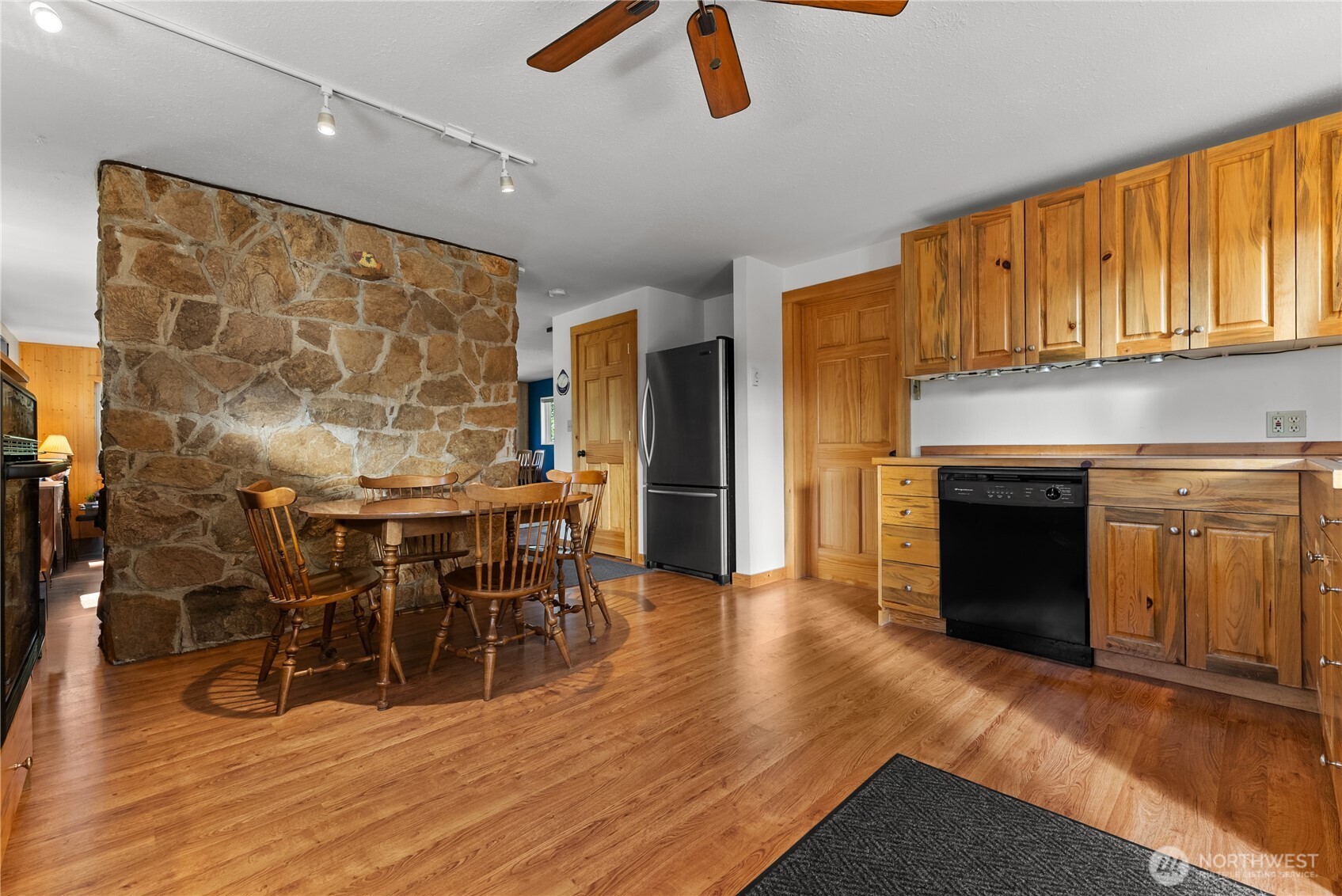 69 Ross Road Twisp, WA 98856 - Photo 9 of 40 Gallery Image 9