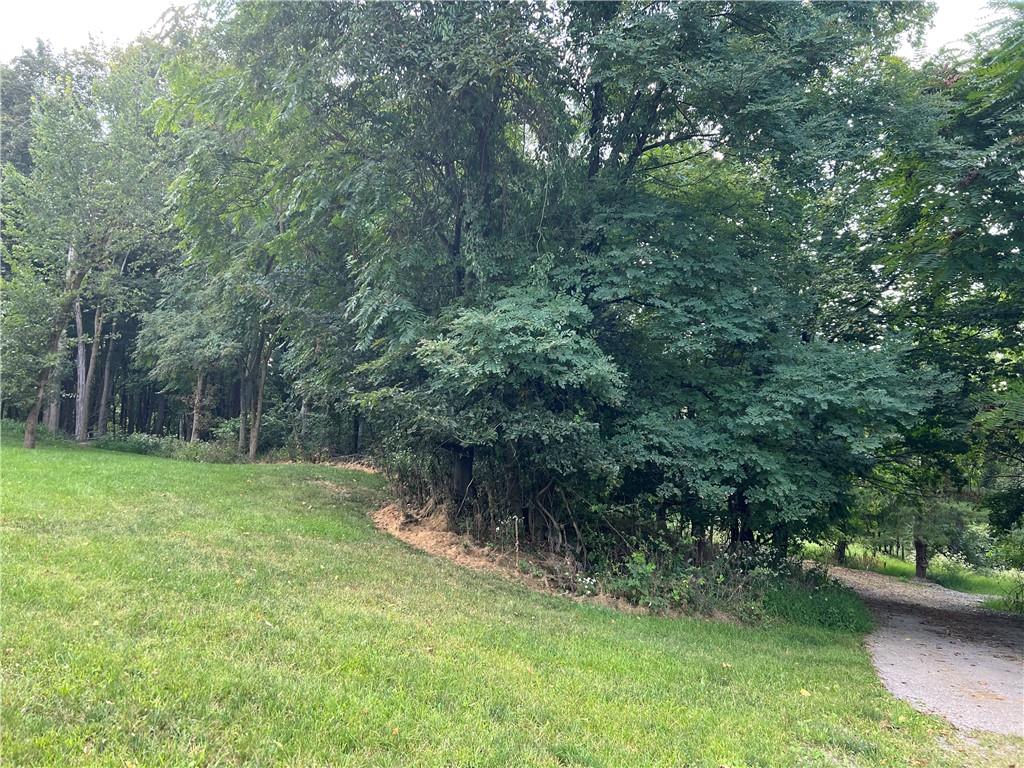 475 Bower Hill Road Venetia, PA 15367 - Photo 2 of 12 Gallery Image 2