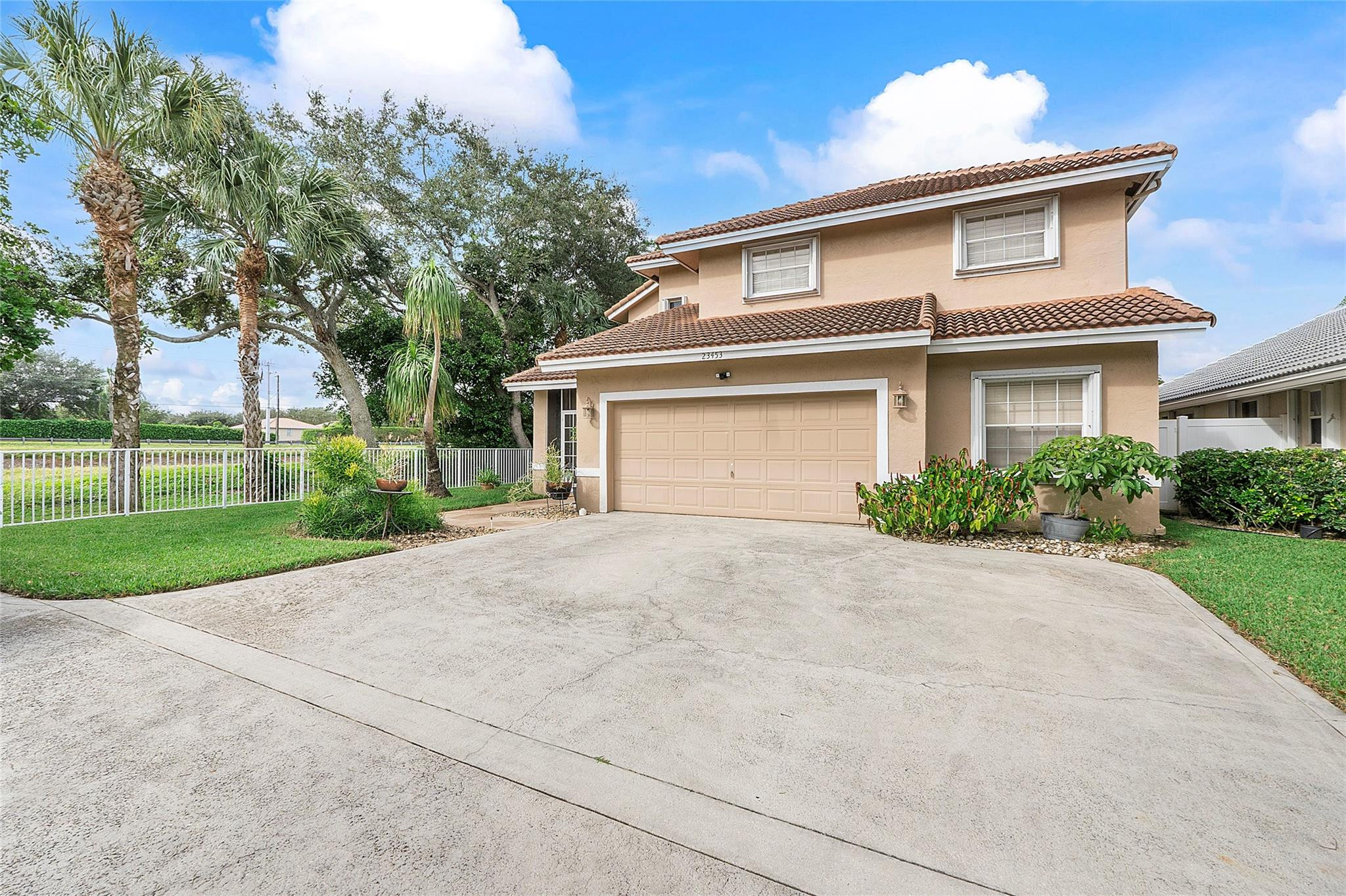 23453 Radient Court Boca Raton, FL 33428 - Photo 3 of 50 Over sized driveway