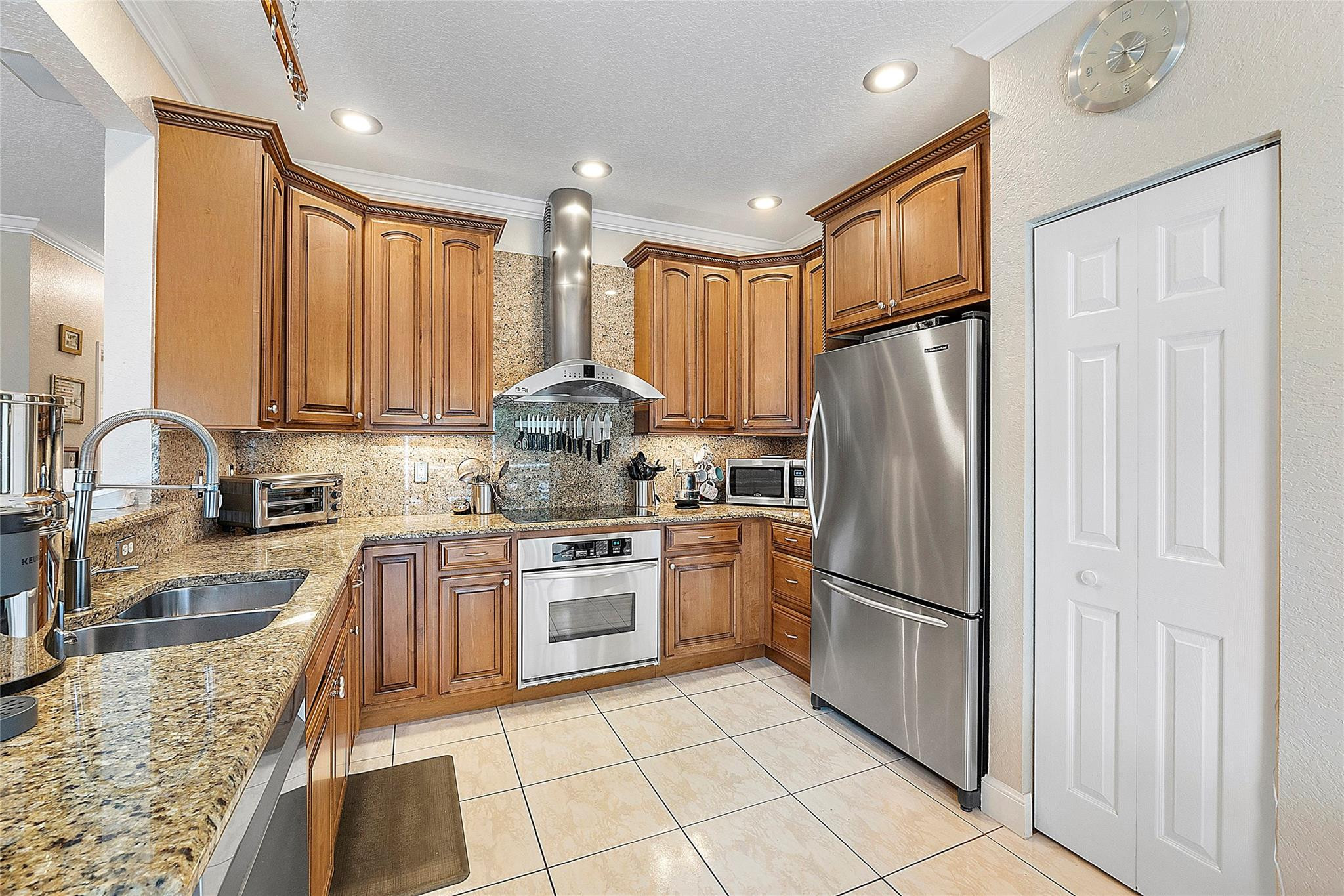23453 Radient Court Boca Raton, FL 33428 - Photo 9 of 50 Photo 9