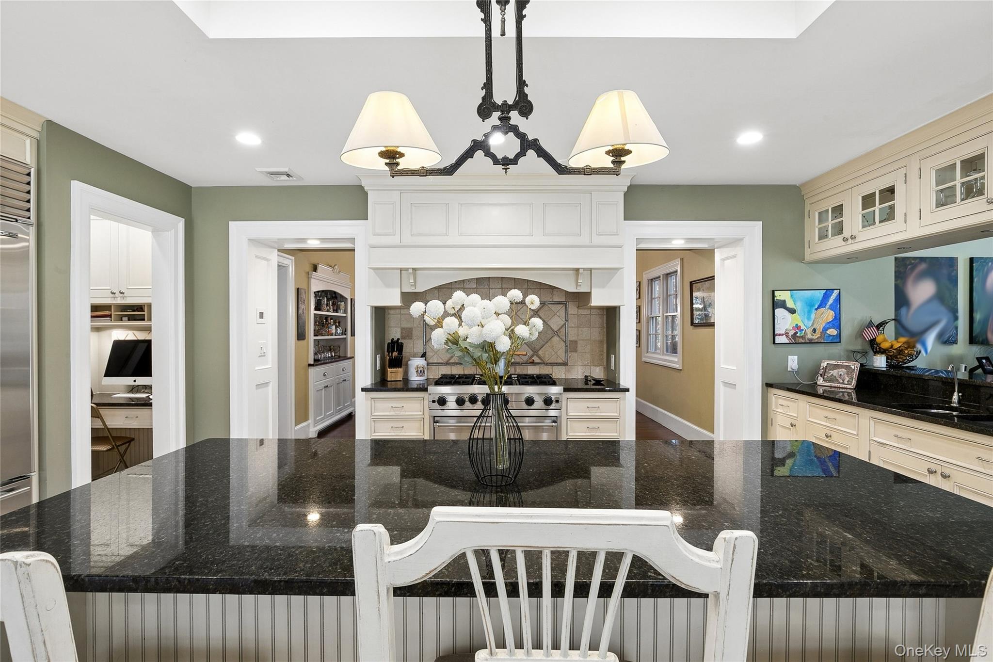 39 Cherry Lane Syosset, NY 11791 - Photo 11 of 44