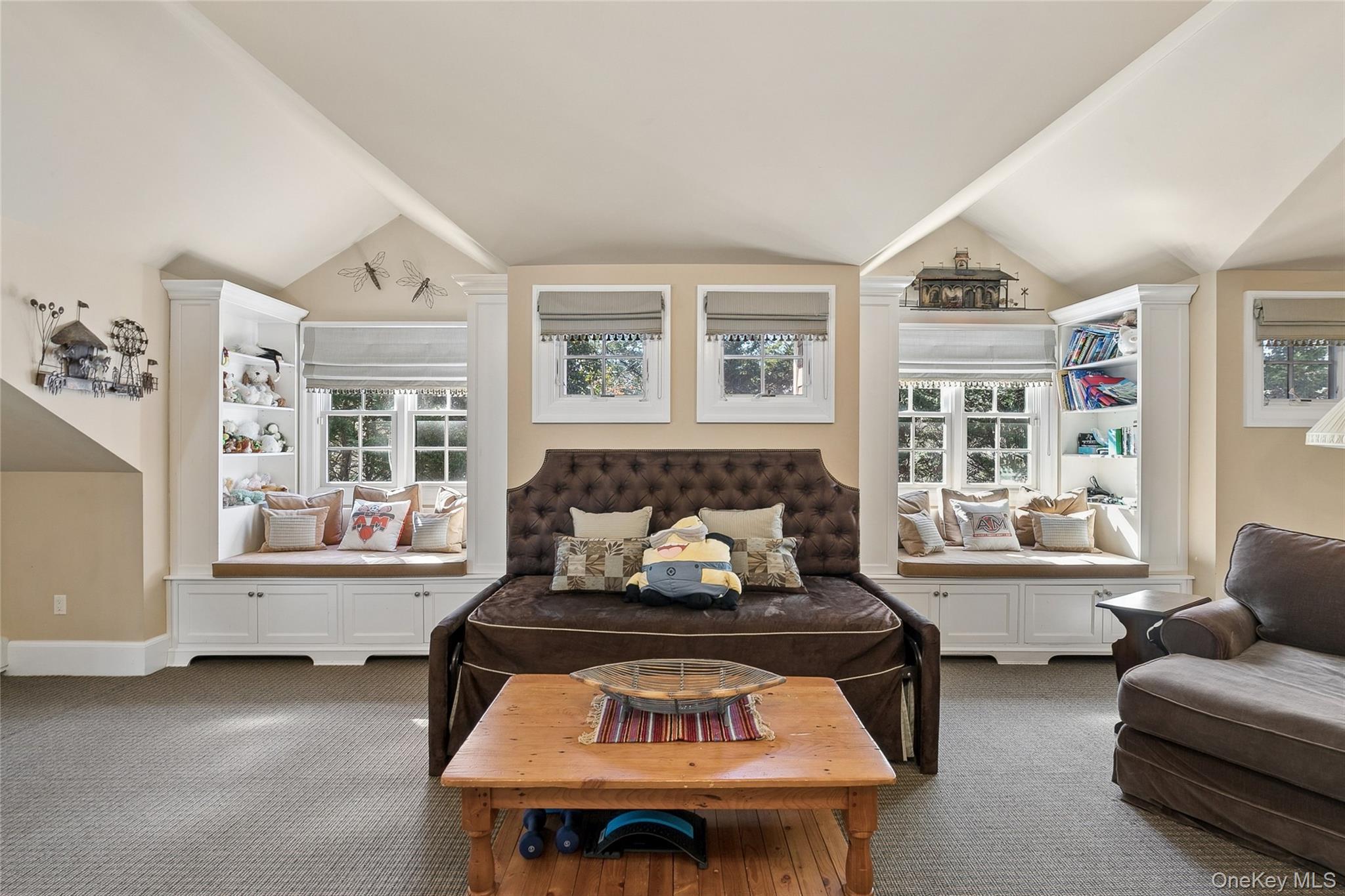 39 Cherry Lane Syosset, NY 11791 - Photo 29 of 44