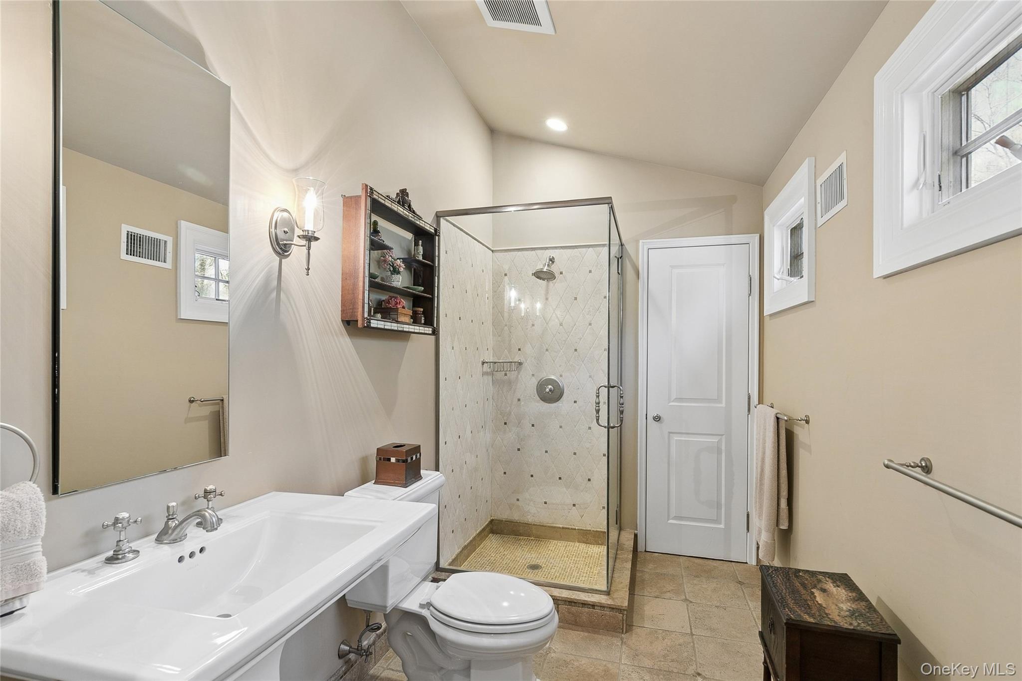 39 Cherry Lane Syosset, NY 11791 - Photo 31 of 44