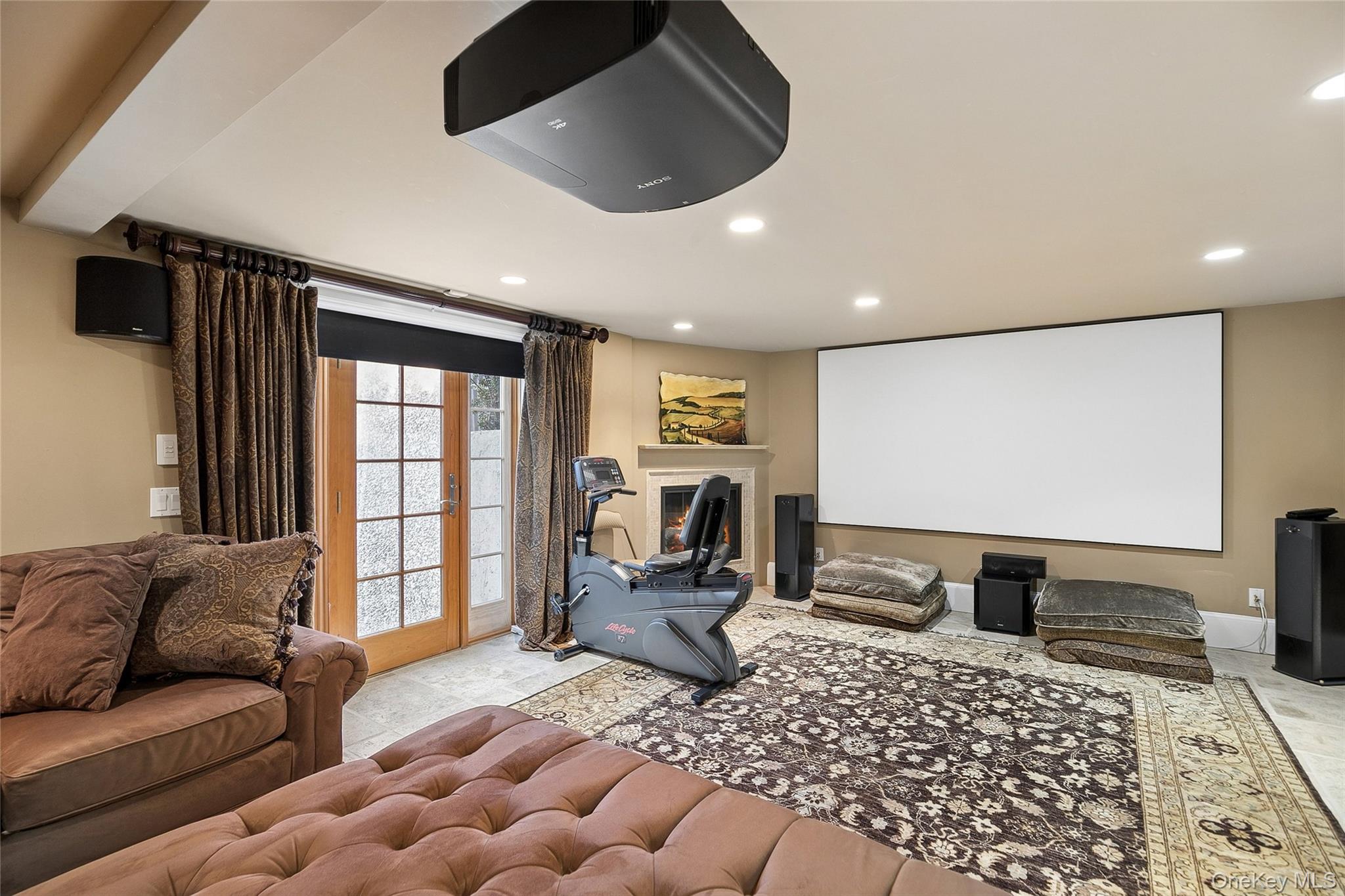 39 Cherry Lane Syosset, NY 11791 - Photo 33 of 44