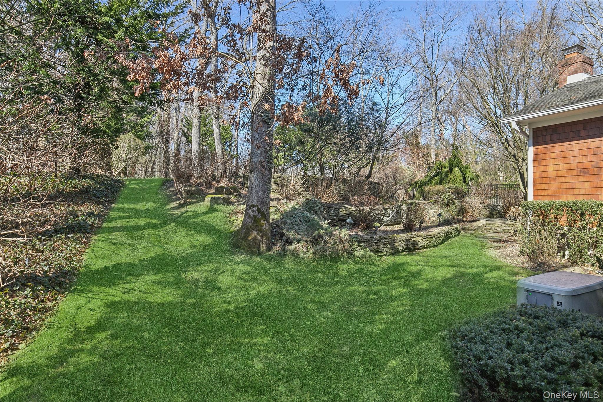 39 Cherry Lane Syosset, NY 11791 - Photo 42 of 44