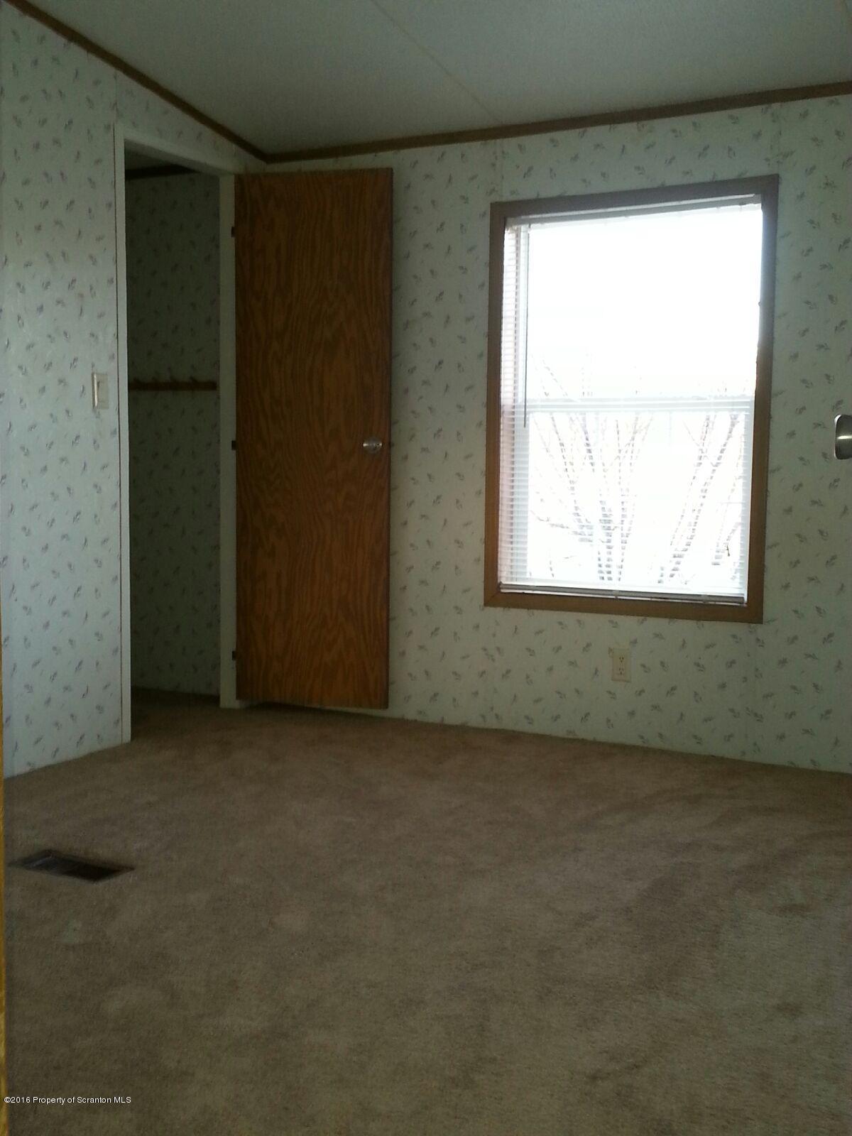 187 Dorantown Road Moscow, PA 18444 - Photo 11 of 14 Gallery Image 11