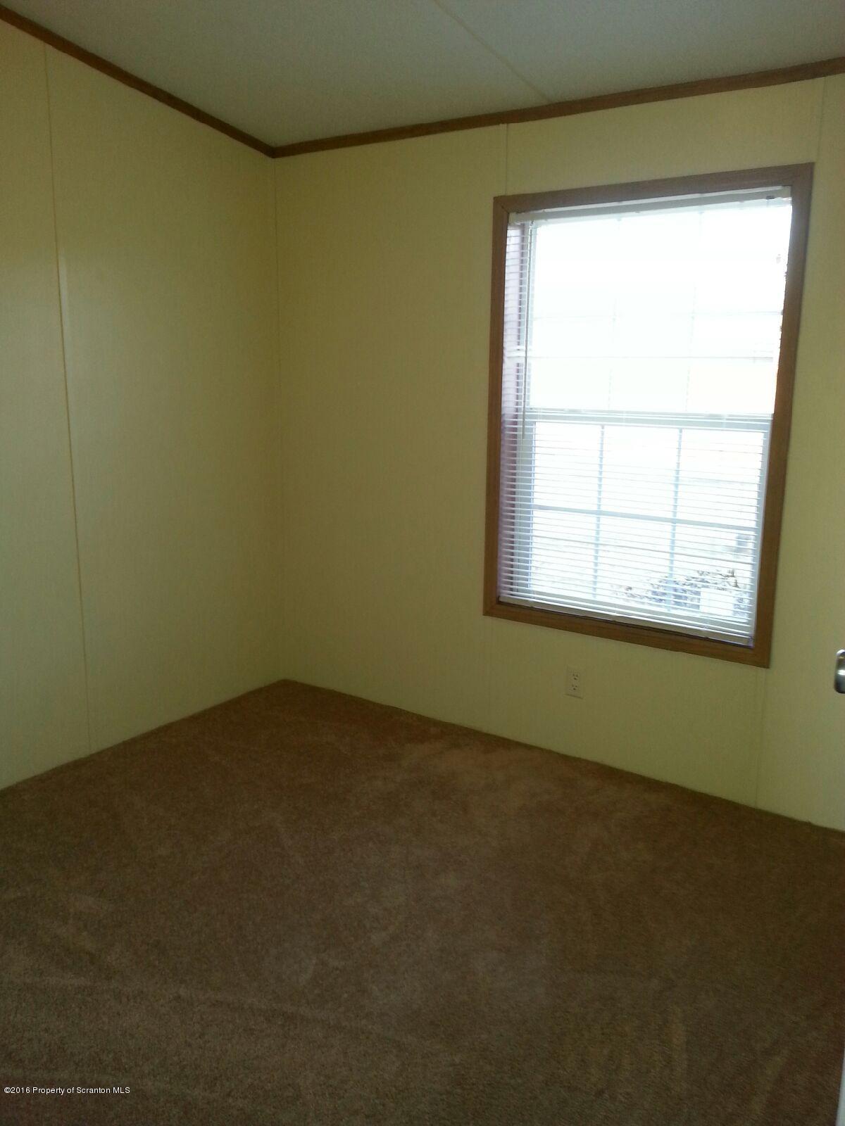 187 Dorantown Road Moscow, PA 18444 - Photo 12 of 14 Gallery Image 12