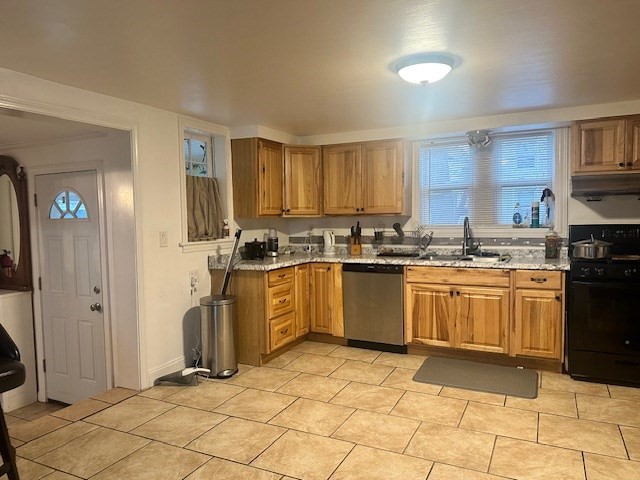 88 Wahconah Street Pittsfield, MA 01201 - Photo 4 of 17